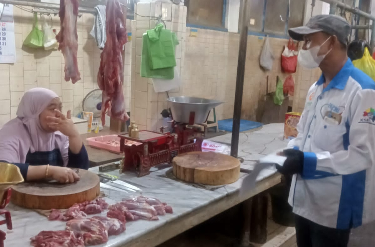 Jelang Aksi, KC FSPMI Semarang Raya Lakukan Survey KHL di Lima Pasar Besar di Kota Semarang