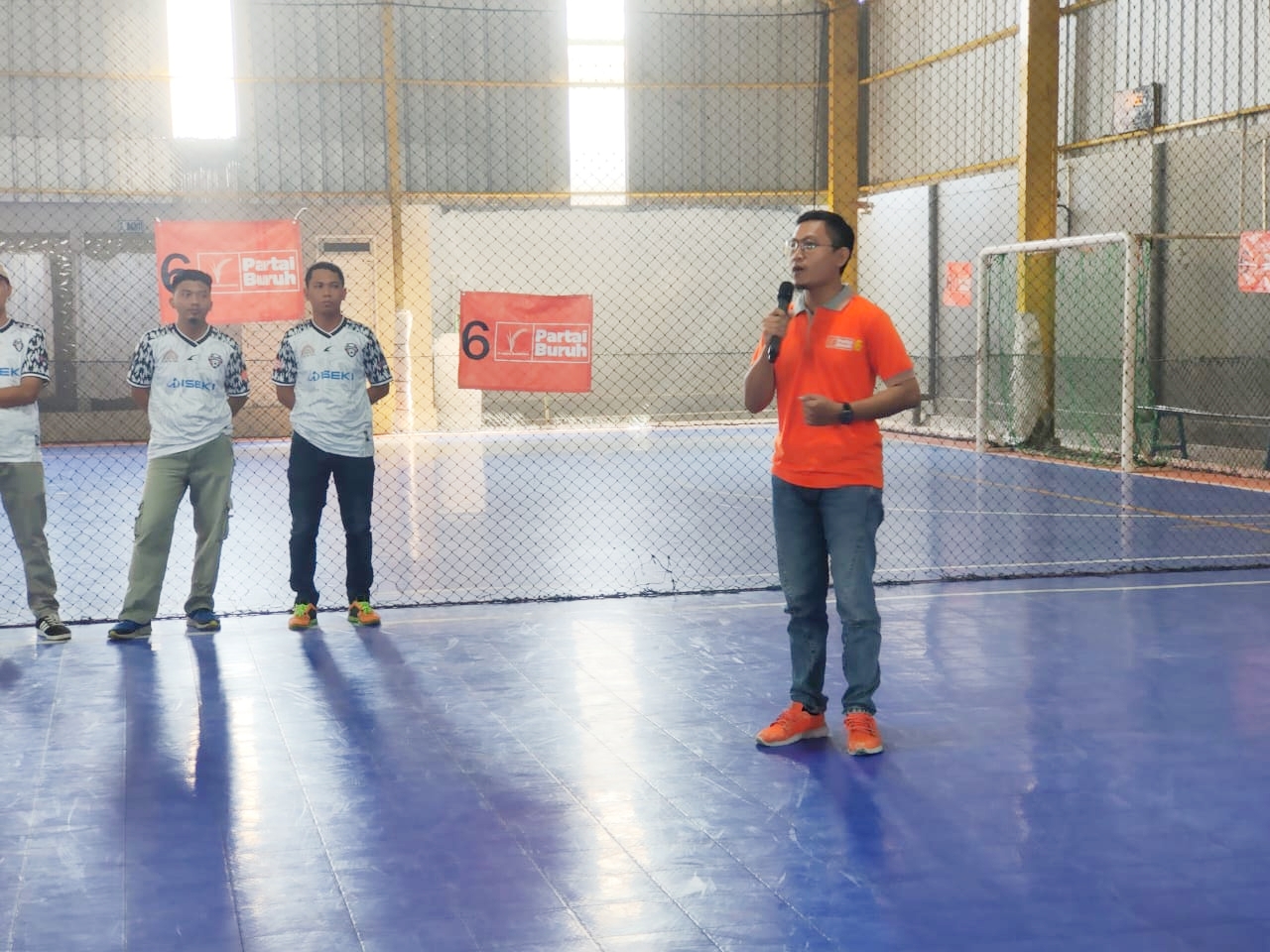 Malik Sandari, S.T : Siap Mengawal Partai Buruh? Siapa Memenangkan Partai Buruh?