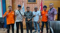 Posko Orange Bekasi Utara Jembatani Warga Bertemu Direktur PDAM Bicarakan Permasalahan Air Bersih Posko Orange Bekasi Utara Jembatani Warga Bertemu Direktur PDAM Bicarakan Permasalahan Air Bersih