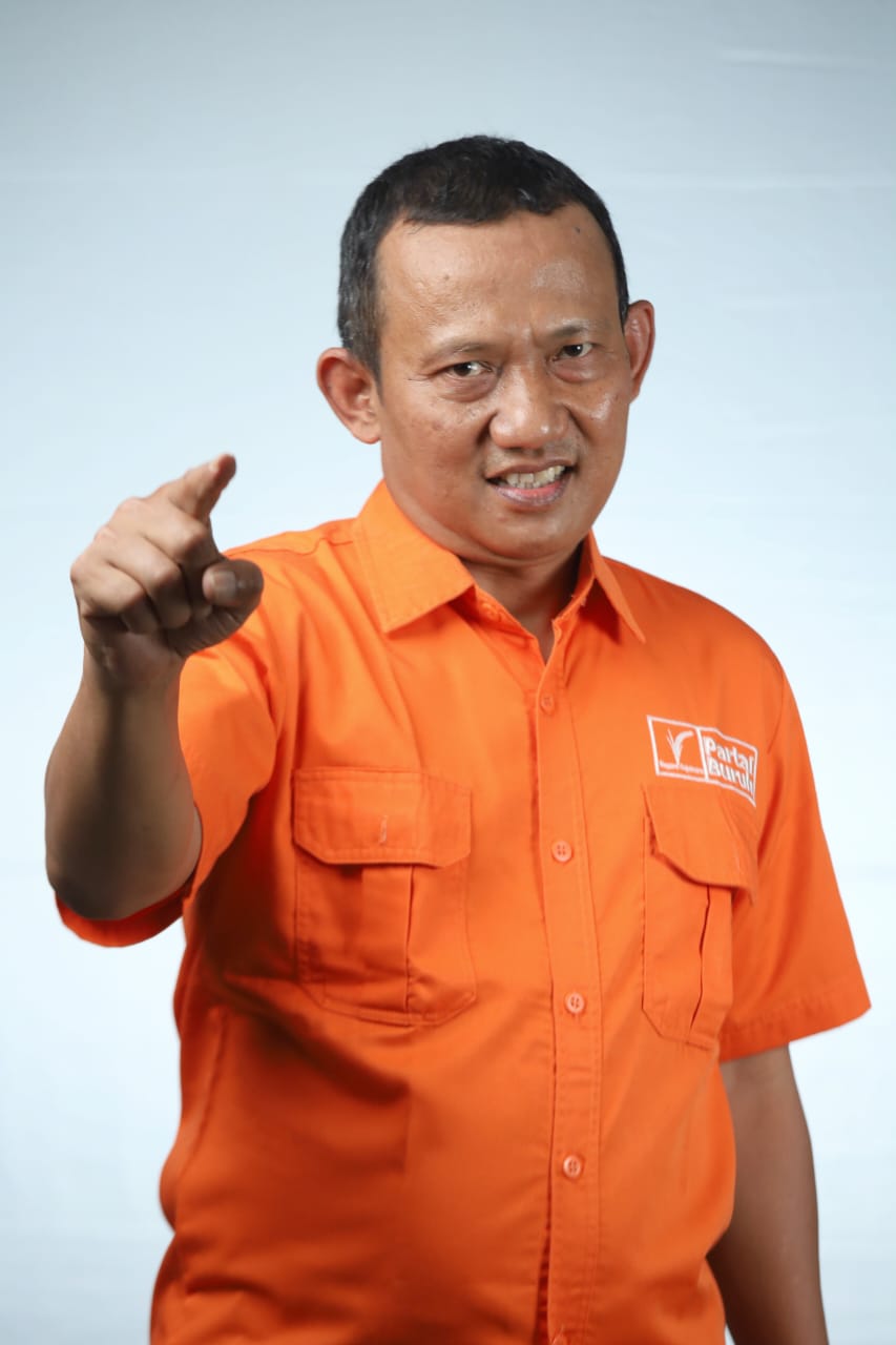 Sarino Menyapa dan Berdiskusi dengan Masyarakat Agar Serius Mewakili Rakyat Saat Menjadi Anggota Dewan