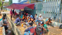 Tuntut Keadilan, PUK SPAI FSPMI PT. Dinar Makmur Cikarang Masih Bertahan di Tenda Juang