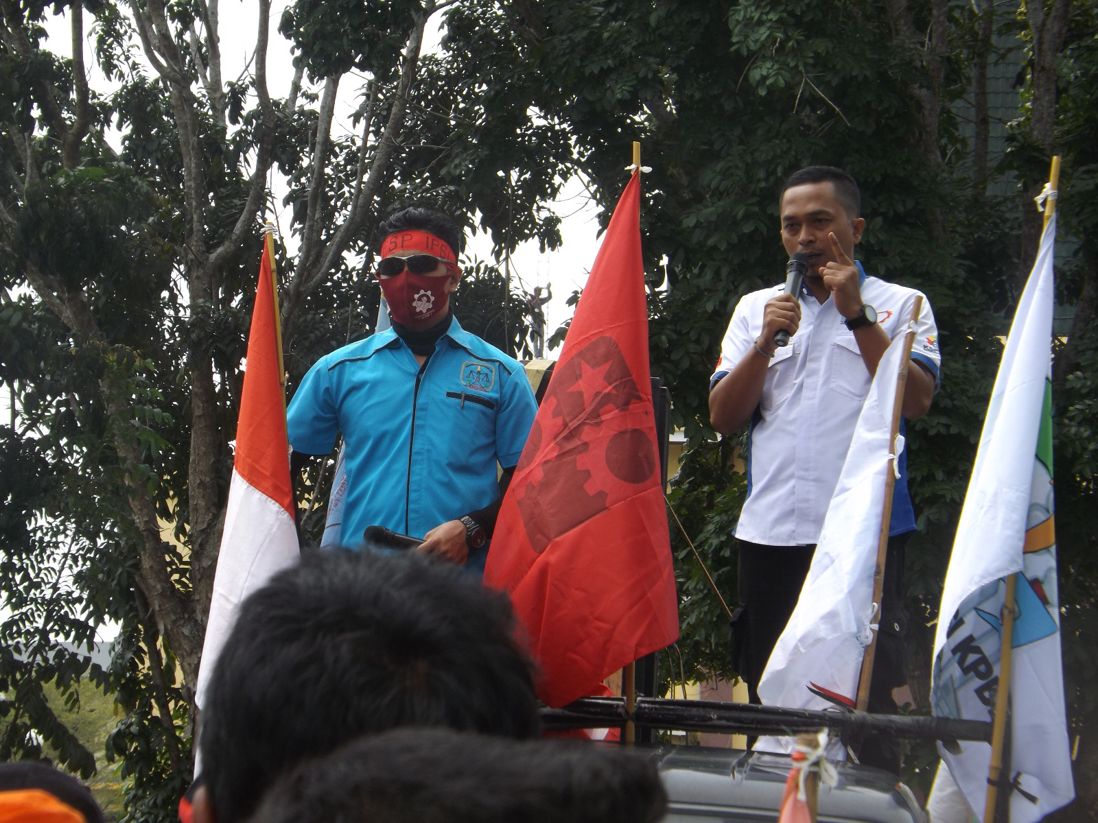 Aksi Unjuk Rasa Buruh Kabupaten Pelalawan dan Siak Tuntut Kenaikan Upah 2024