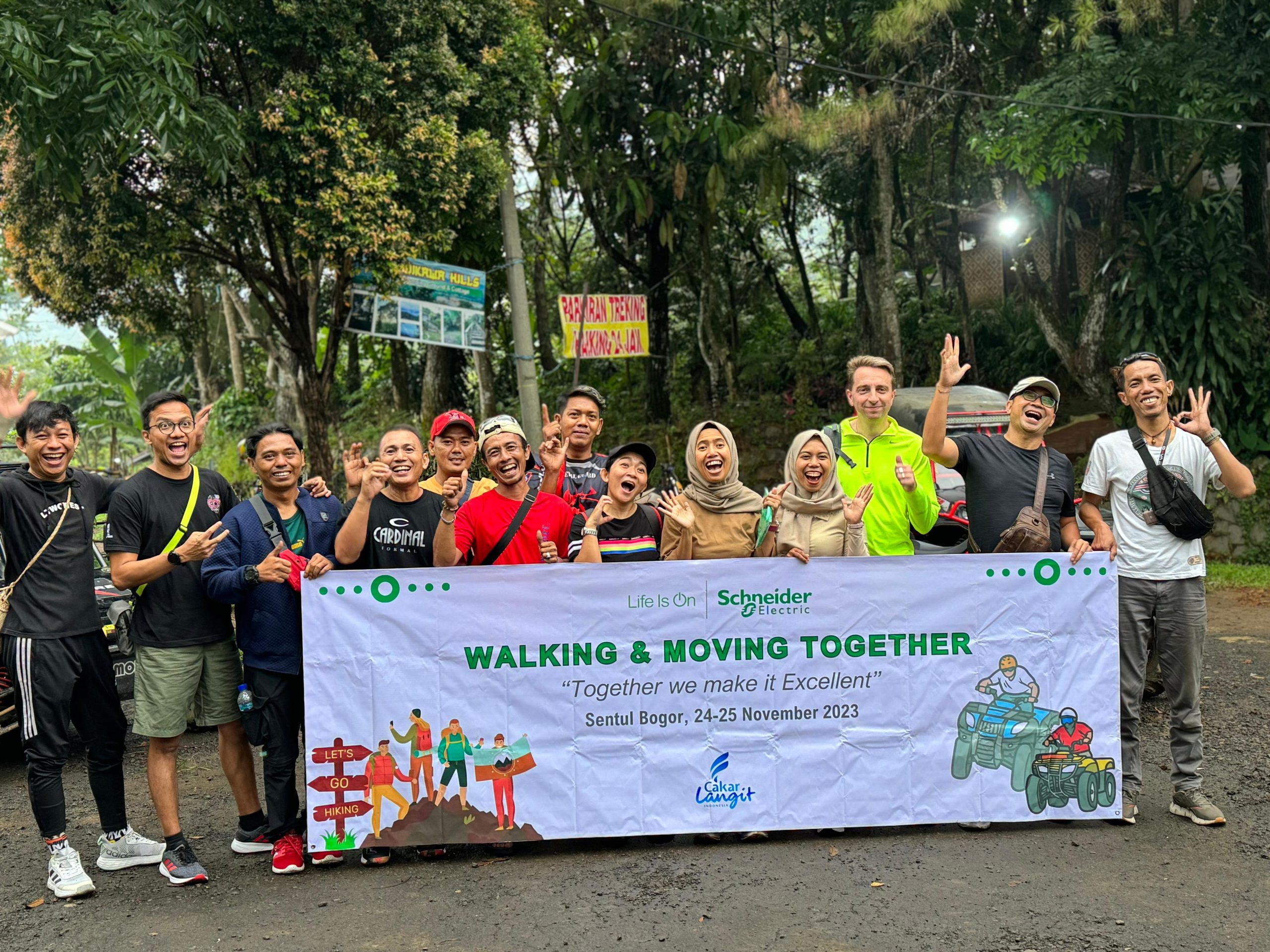 Manajemen dan Pengurus PUK SPEE FSPMI PT. Schneider Indonesia Selenggarakan Outing Bersama