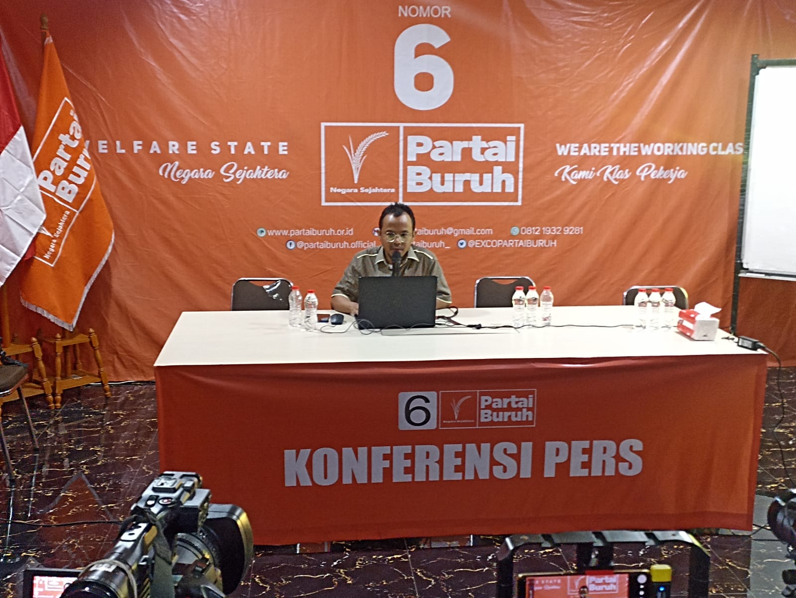 Rilis Survey Risetindo Barometer : Partai Buruh Alami Tren Positif dan Berpeluang Lolos Parliamentary Threshold