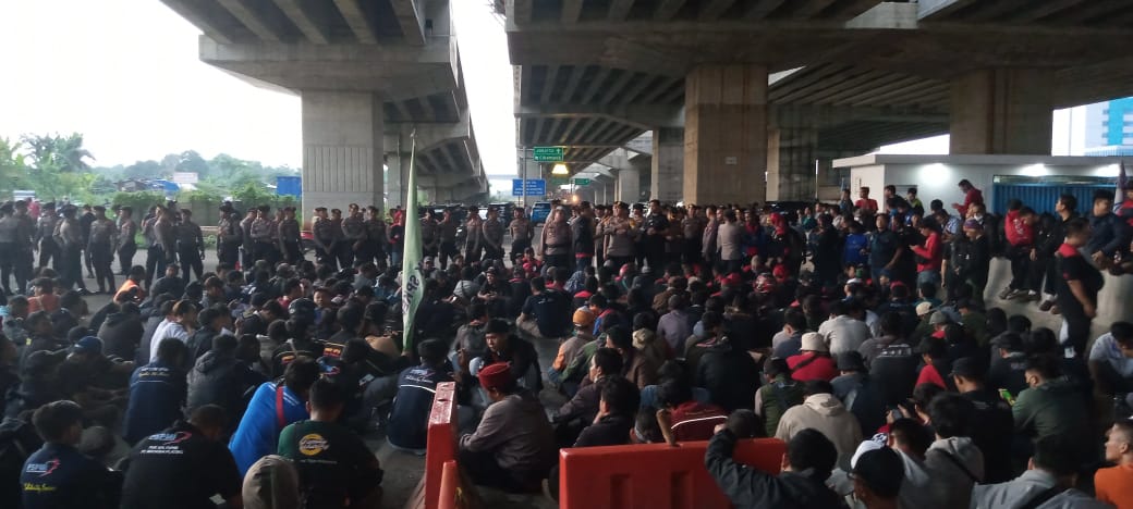 Buruh Minta Penjabat Gubernur Jawa Barat Abaikan PP 51, Kawasan Industri MM2100 Cikarang Barat Memanas