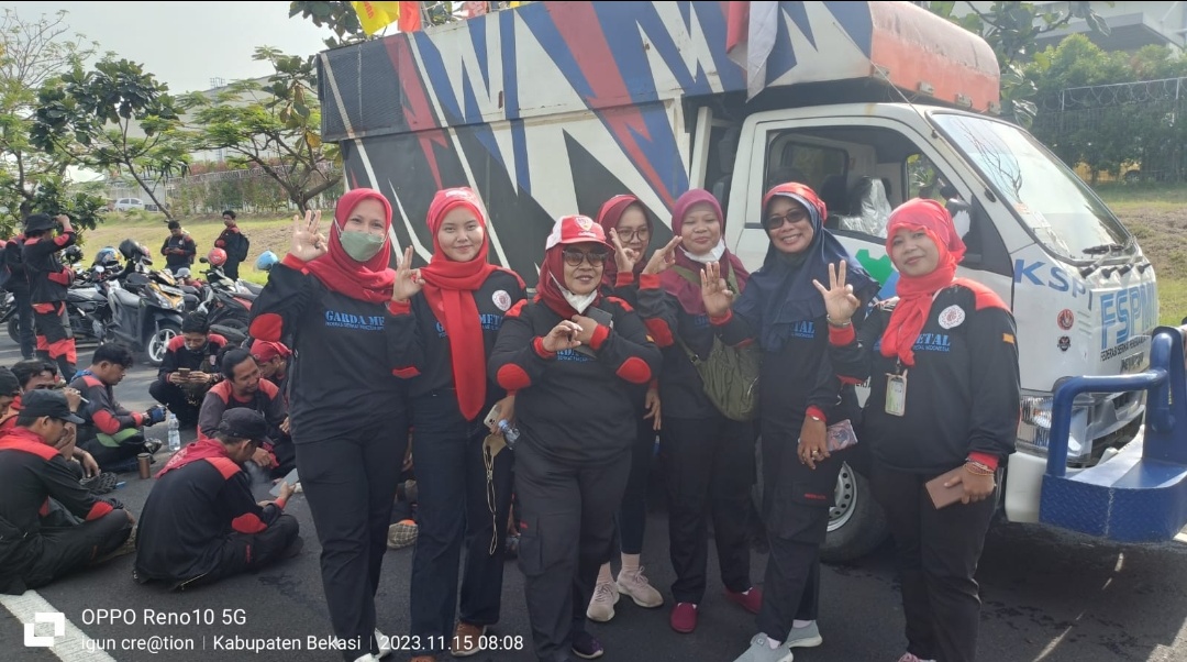 Aliansi Buruh Bekasi Melawan Gelar Aksi Unjuk Rasa Tuntut Kenaikan Upah 2024