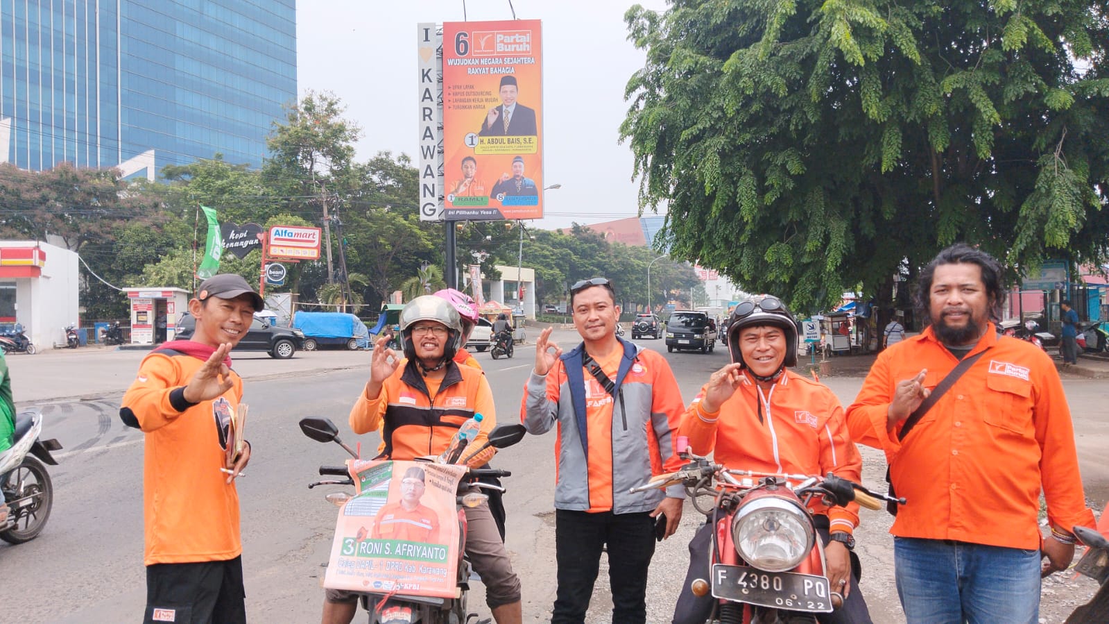 Bapilu Exco Partai Buruh Karawang Gelar Kampanye Sasapa Ke Masyarakat Karawang