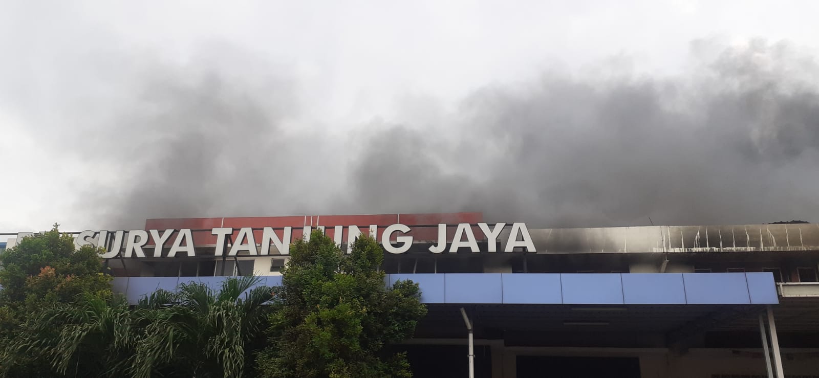Tragis, Kawasan Industri Batam Kebakaran di Saat Aliran Air Sedang Mati