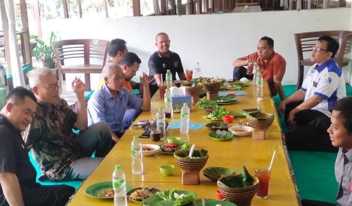 Manajemen PT. Indoalumunium Intikarsa Industri & PC SPL FSPMI Bekasi Lakukan Silahturahmi