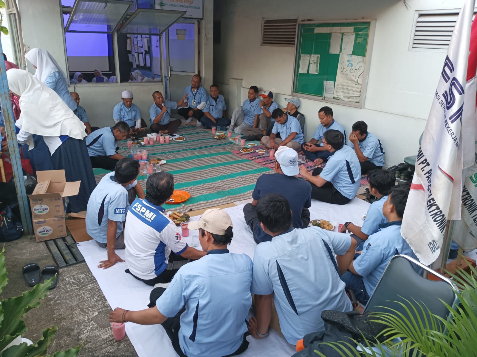 PUK SPEE FSPMI PT. Patco Gelar Rapat Internal Sekaligus Buka Puasa Bersama