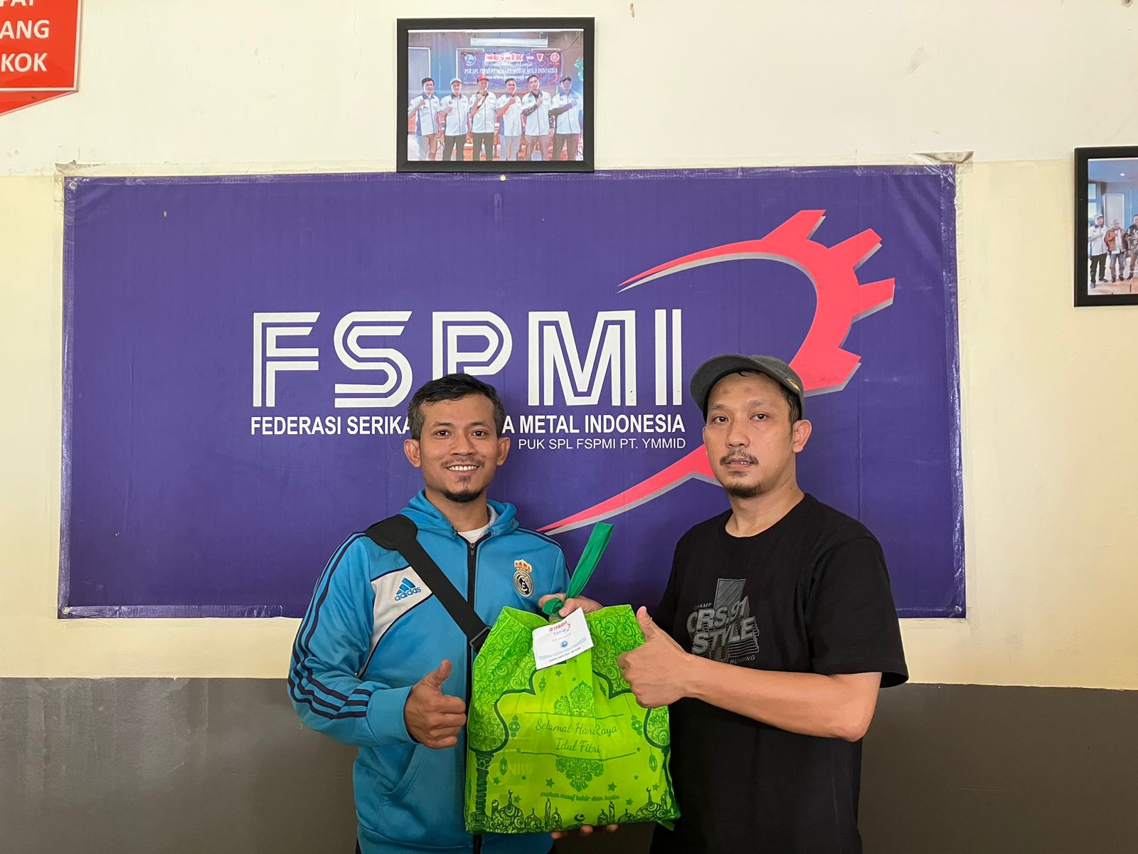 PUK SPL FSPMI PT. Yamaha Motor Mold Indonesia Bagikan Bingkisan Lebaran Untuk Anggota
