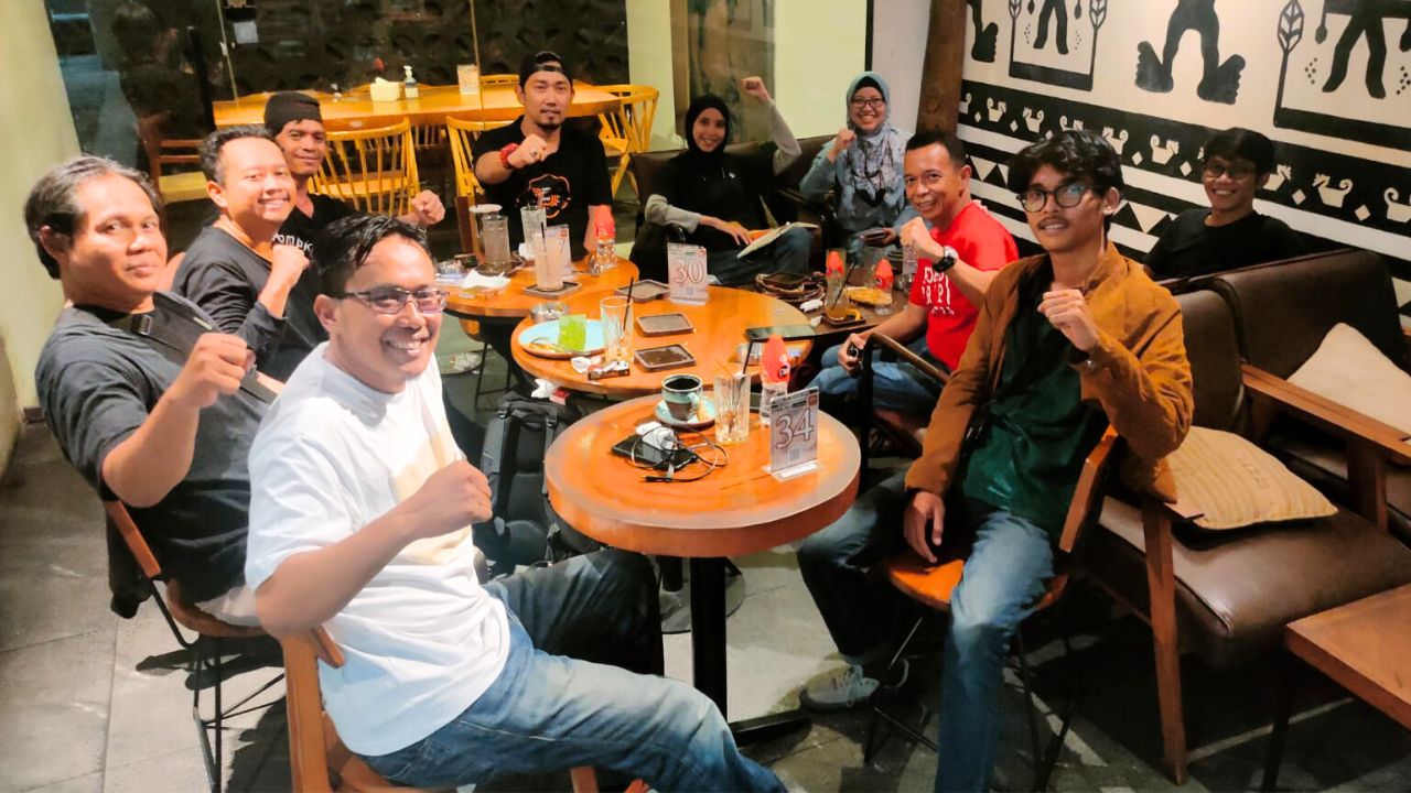 Suara yang Berbicara untuk Kelas Pekerja