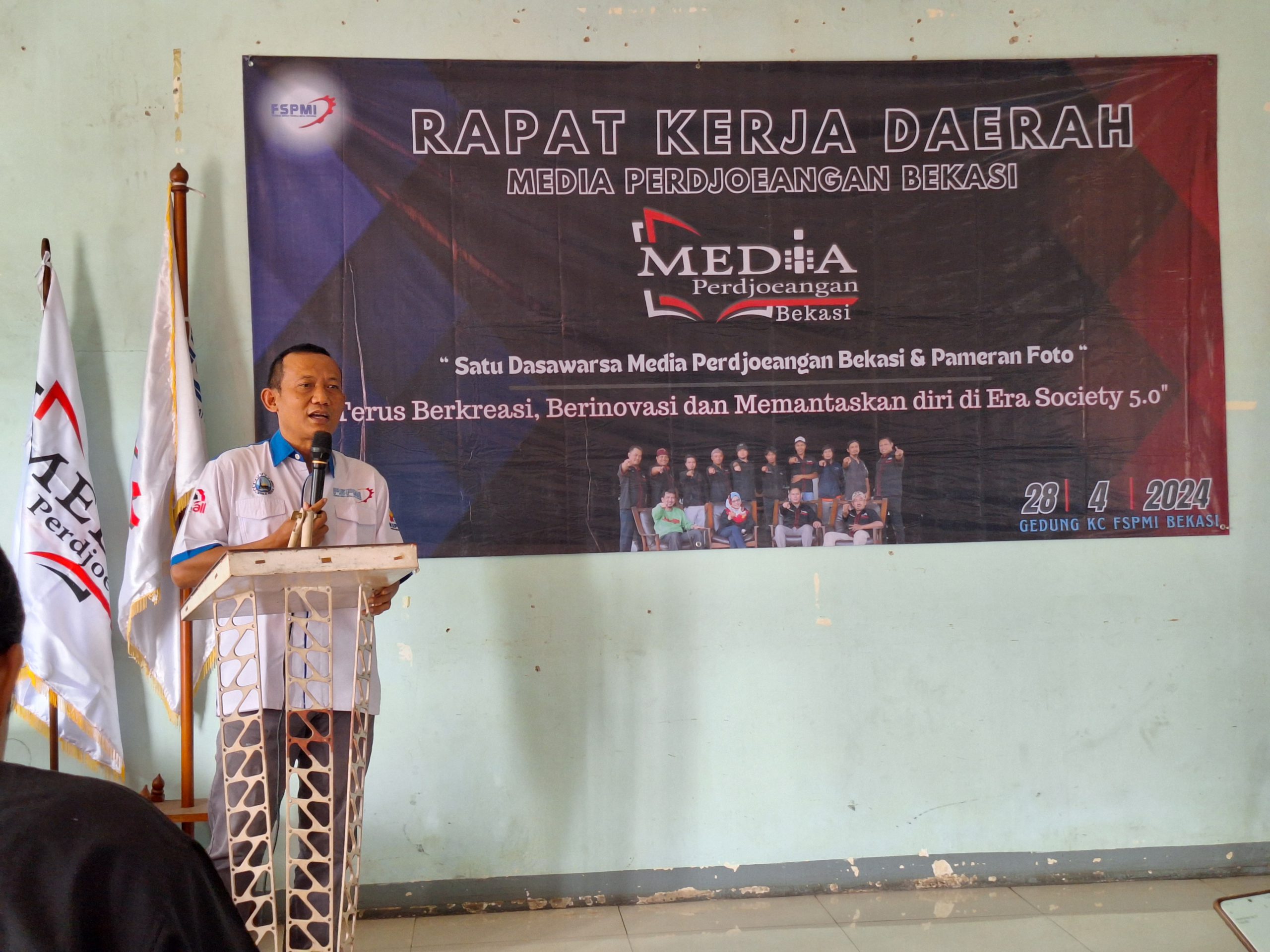 Sekretaris KC FSPMI Bekasi Secara Resmi Buka Rakerda Media Perdjoeangan Bekasi Tahun 2024