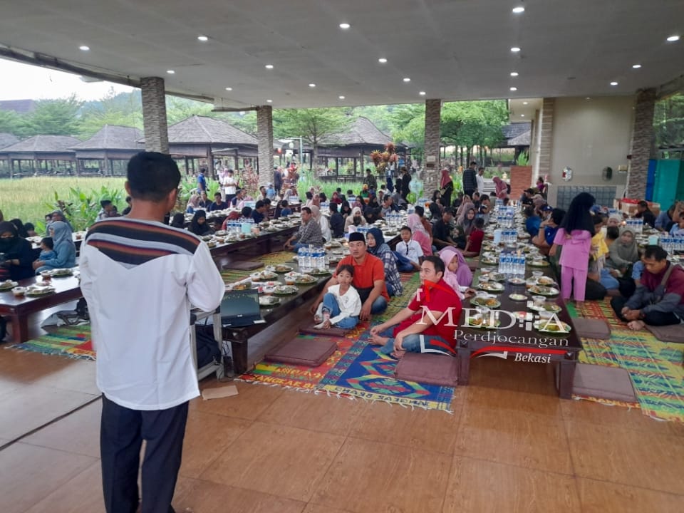 Pererat Silaturahmi, Keluarga Besar PT. Fata Sarana Makmur Adakan Buka Puasa Bersama
