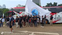 Ribuan Buruh Gelar Aksi May Day Suarakan Dua Tuntutan Utama Ribuan Buruh Gelar Aksi May Day Suarakan Dua Tuntutan Utama
