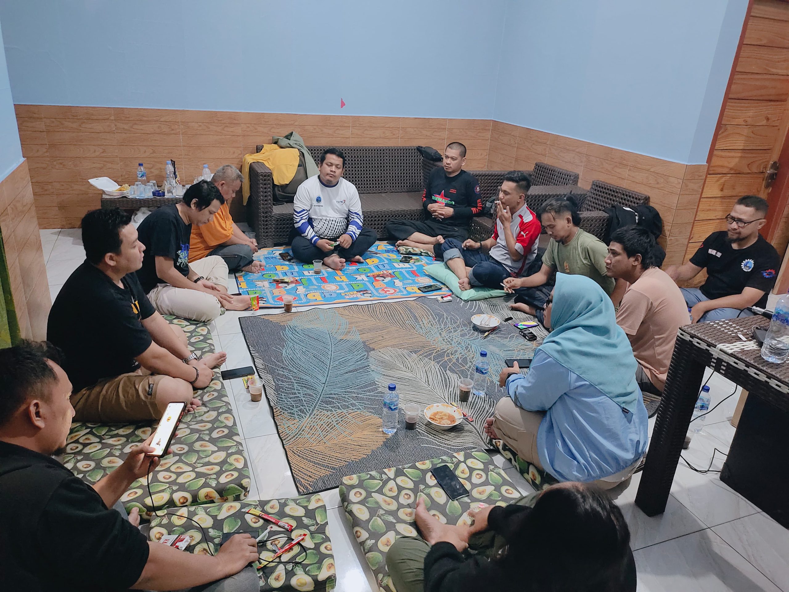 Ada Evaluasi, Diskusi dan Kekeluargaan, Di Rapat Rutin PC SPL FSPMI Kabupaten Karawang