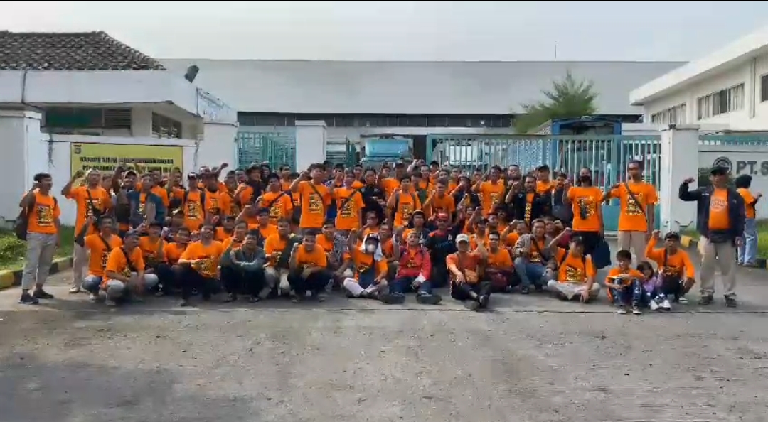 Akhirnya 53 Anggota PUK FSPMI SANLY Diangkat PKWTT