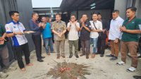 Pecah Kendi Hingga Potong Tumpeng Dalam Peresmian Kantor Sekretariat PUK SPL FSPMI GSG PT. Gunung Raja Paksi, Tbk Pecah Kendi Hingga Potong Tumpeng Dalam Peresmian Kantor Sekretariat PUK SPL FSPMI GSG PT. Gunung Raja Paksi, Tbk