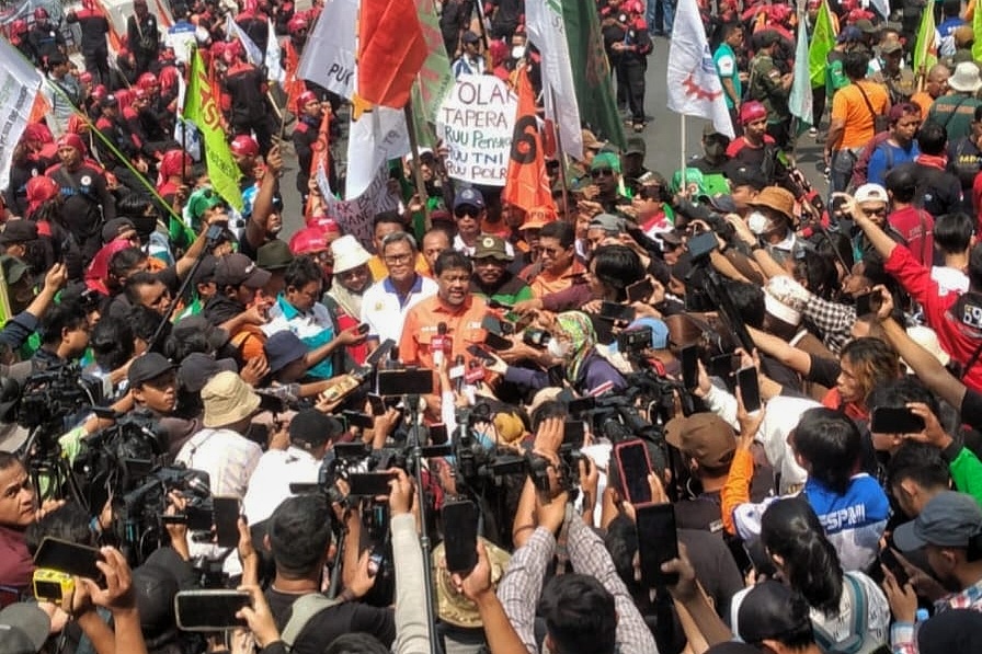 Ribuan Buruh Gelar Unjuk Rasa Tolak Tapera, KRIS BPJS Kesehatan Hingga Hostum