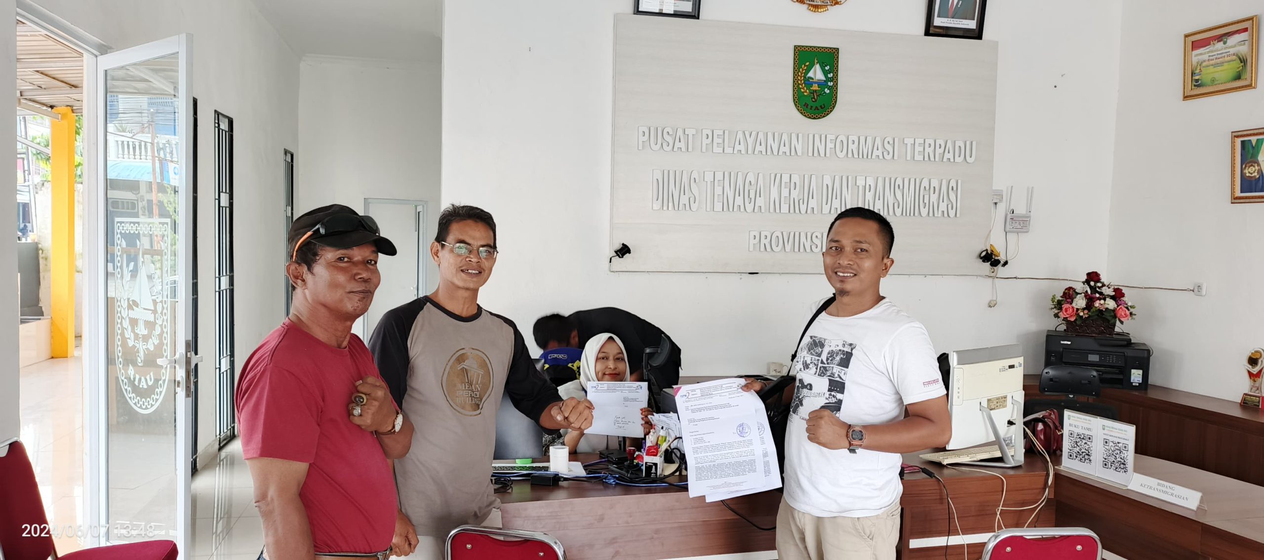 PT. RSU / PT. RJB Dilaporkan Ke Wasnaker Riau Soal THR Pekerjanya