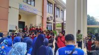 Demo Buruh Warnai Sidang Lanjutan Gugatan UMK Jateng 2024 Demo Buruh Warnai Sidang Lanjutan Gugatan UMK Jateng 2024
