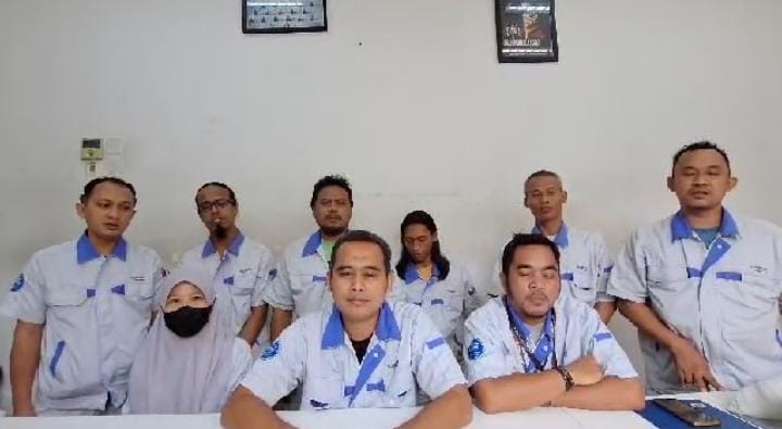 Selesai Secara Bipartit, 7 Anggota PUK SPAMK FSPMI PT. Ichikoh Dipekerjakan Kembali