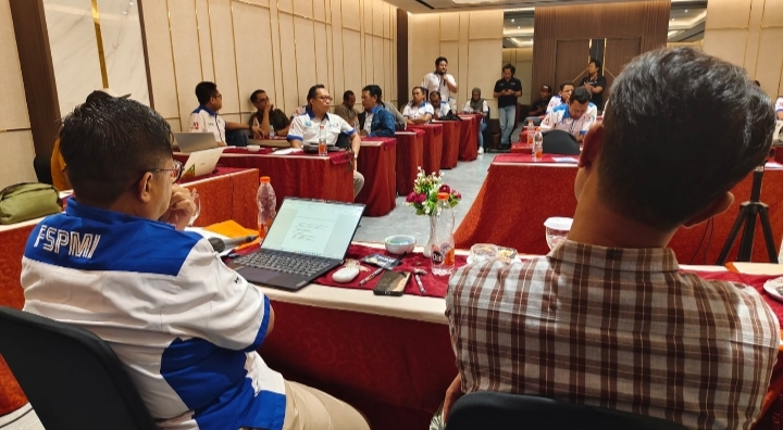 Panas, Agenda Konsolidasi FSPMI Jawa Timur Dalam Rangka Evaluasi Internal