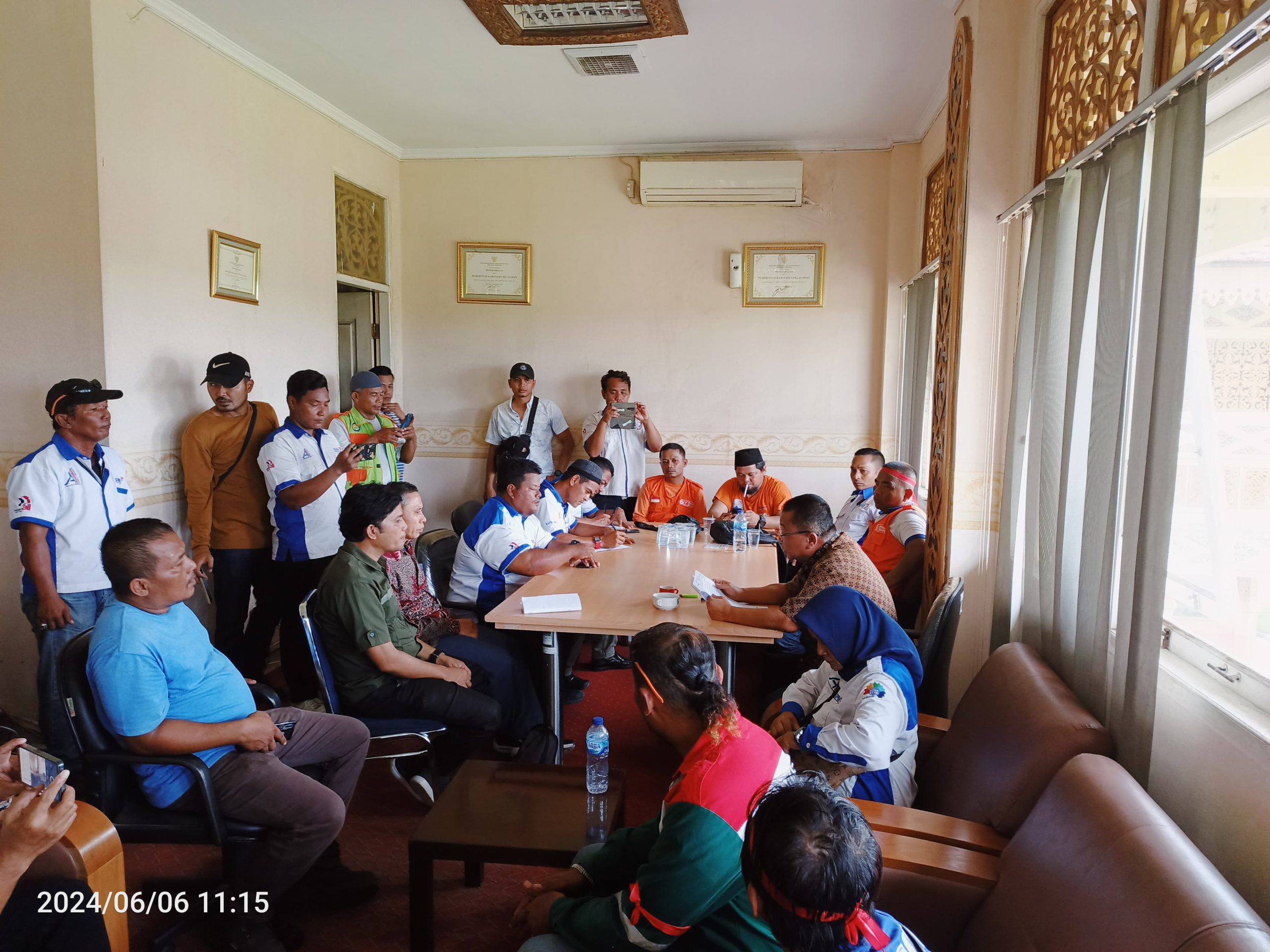 Asisten 1 Pemda Pelalawan Minta PT. RAPP Awasi Kontraktor