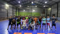 Demi Menjaga Kebugaran, Karyawan PT Surabaya Autocomp Indonesia Lakukan Latihan Rutin Futsal