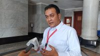 Temui Massa Aksi, Said Salahudin Sampaikan Perkembangan Sidang Judicial Review di MK Temui Massa Aksi, Said Salahudin Sampaikan Perkembangan Sidang Judicial Review di MK