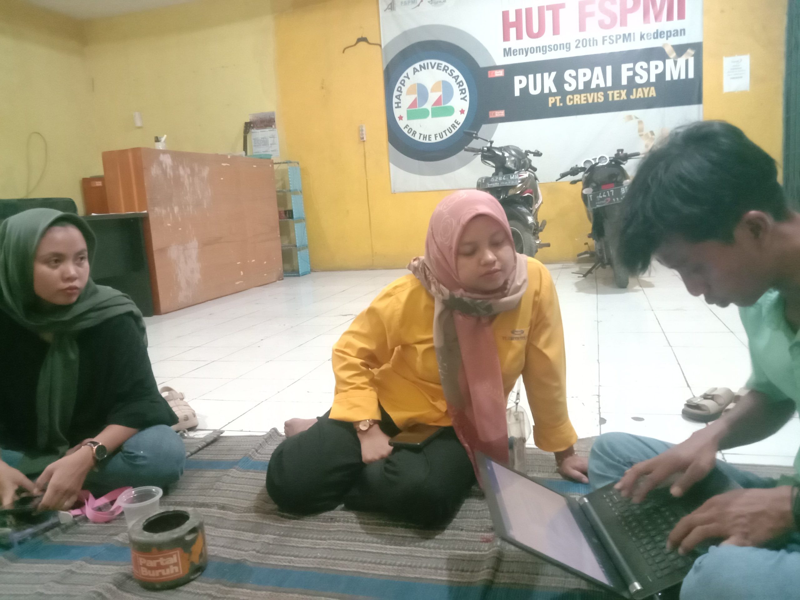 Di Duga Manager PT Crevis Tex jaya Subang Berstatus WNA Lakukan Workplace Bullying