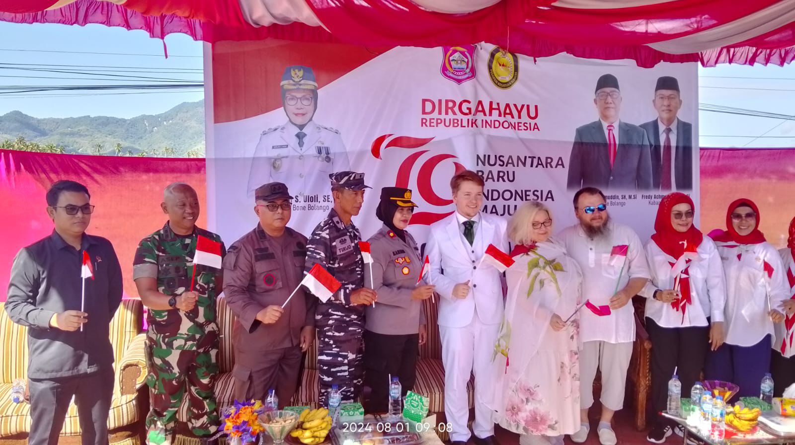 Pengadilan Negeri Gorontalo Hadiri Gerakan Pembagian 10 Juta Bendera Merah Putih