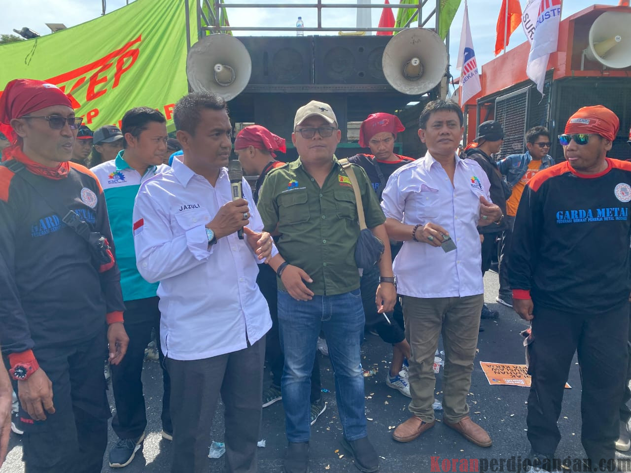 Jazuli : Jika Pemerintah Tetap Memaksakan Kehendaknya Menggunakan PP 51, Maka  Dipastikan Kenaikan Upah Buruh Jauh Dibawah Inflasi