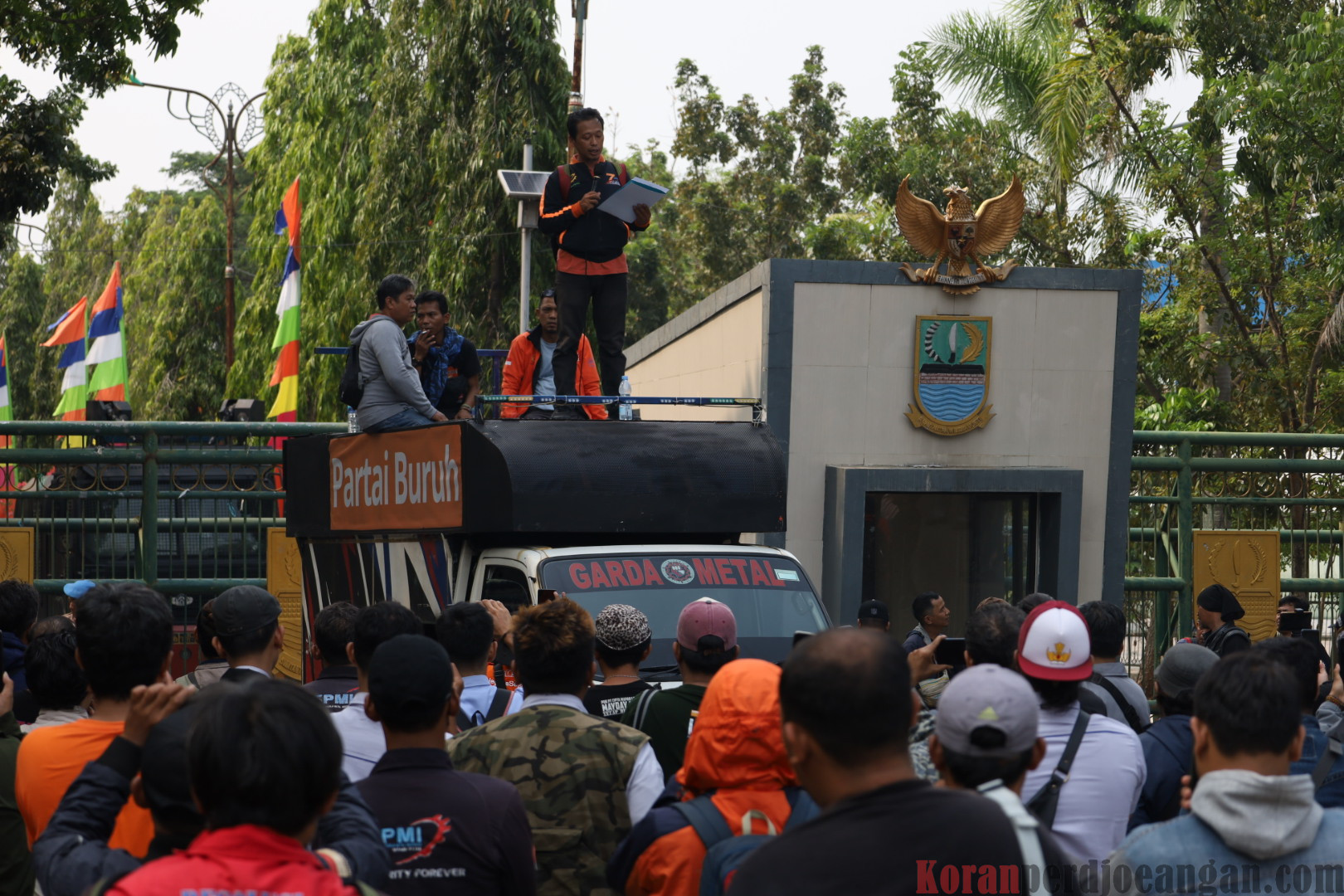 Penjabat Bupati Bekasi Respon Aspirasi Buruh Tentang Kenaikan Upah