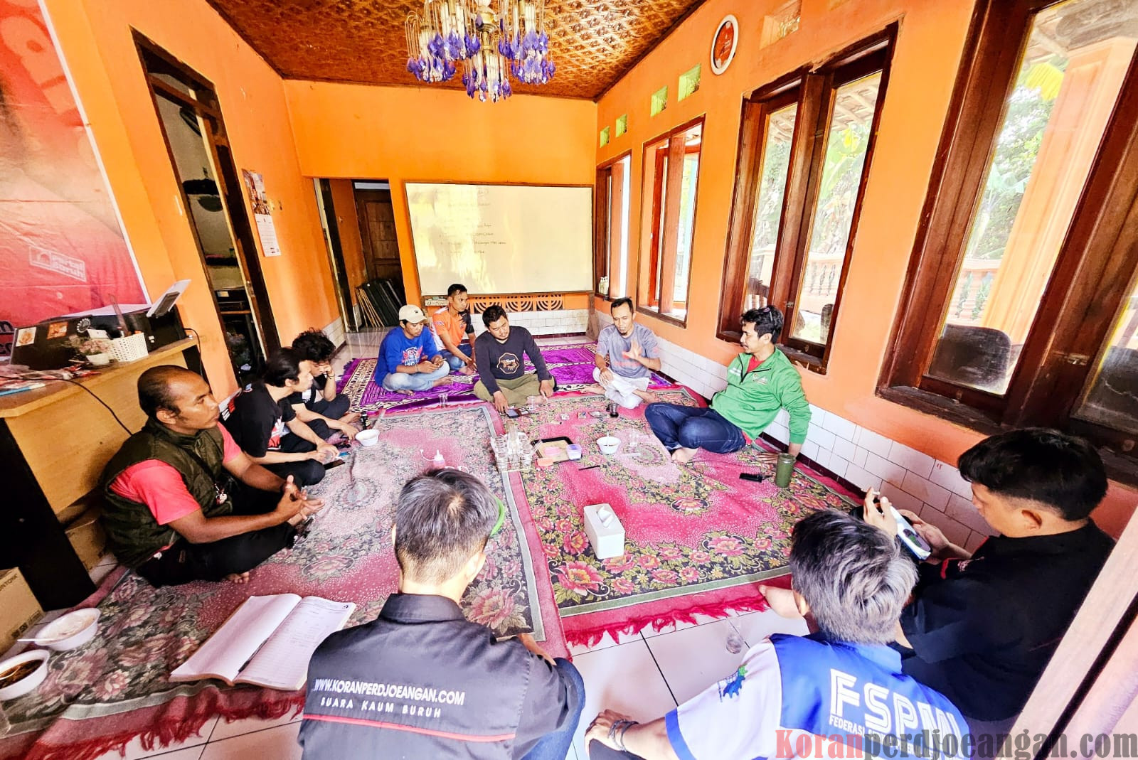 Media Perdjoeangan Nasional Lakukan  Kunjungan Kerja ke Kantor Konsulat Cabang FSPMI Cirebon Raya