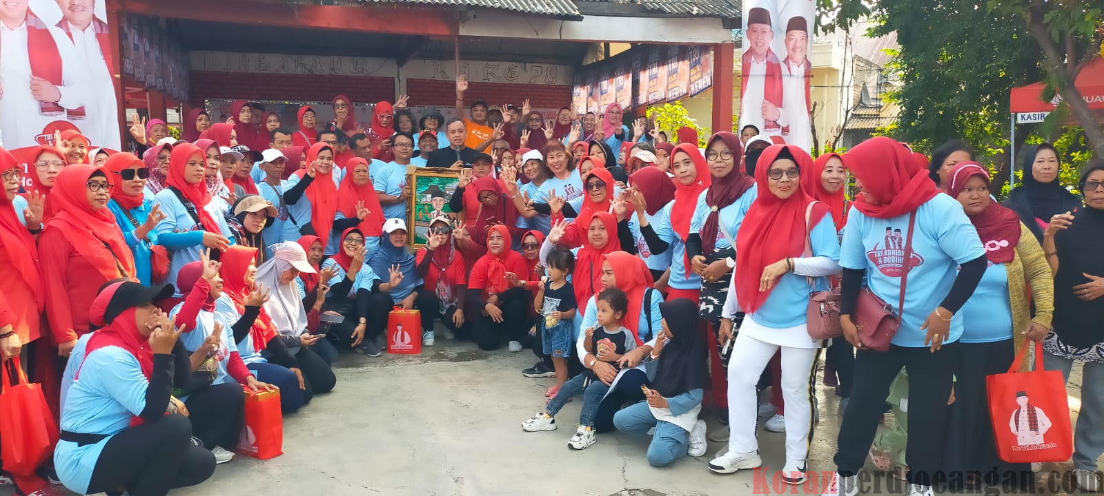 Calon Wali Kota Bekasi Tri Adhianto Ikuti Senam Bersama Warga di Posko Orange Partai Buruh