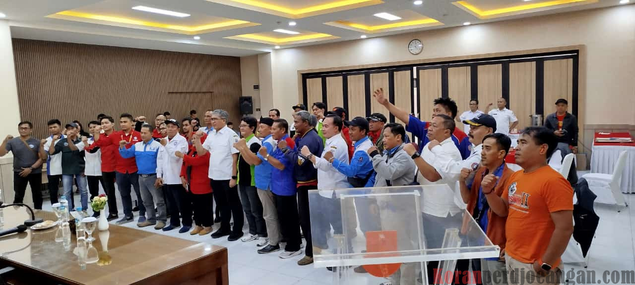 PJ Walikota Cimahi: Sambil Menungu Regulasi Baru, Kita Persiapkan Rumusan Upah Yang Terbaik Untuk Buruh Cimahi