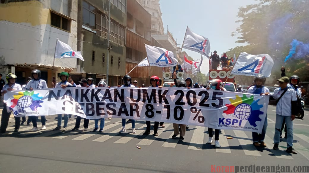 50 Ribu Buruh Jawa Barat Siap Geruduk Istana Prabowo, Tuntut Penetapan UMSK
