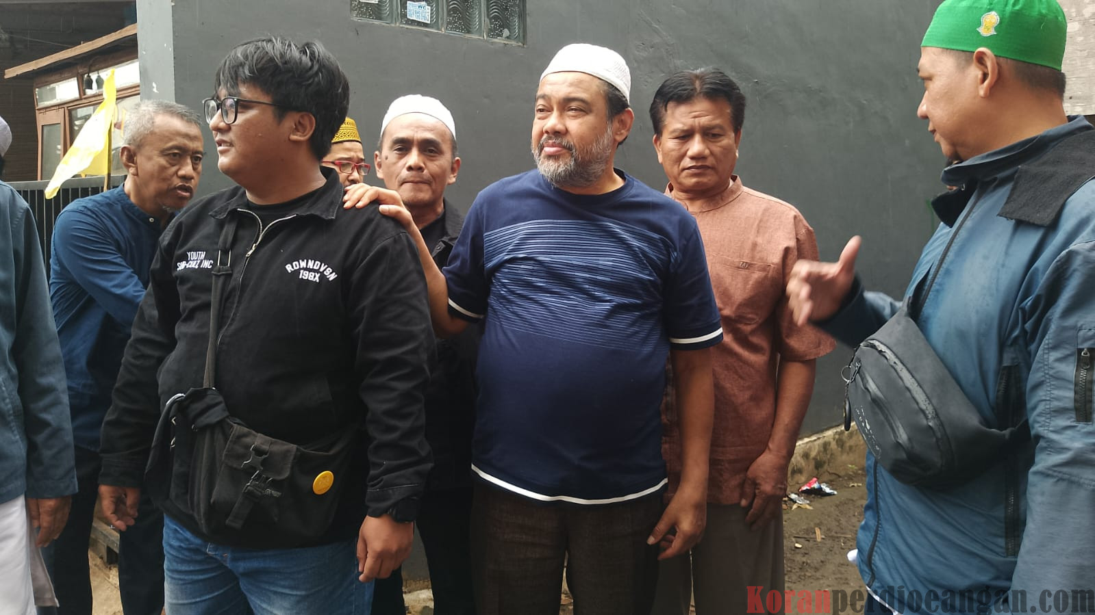 Presiden Partai Buruh Said Iqbal Takziah ke Rumah Duka H. Machmud Syam