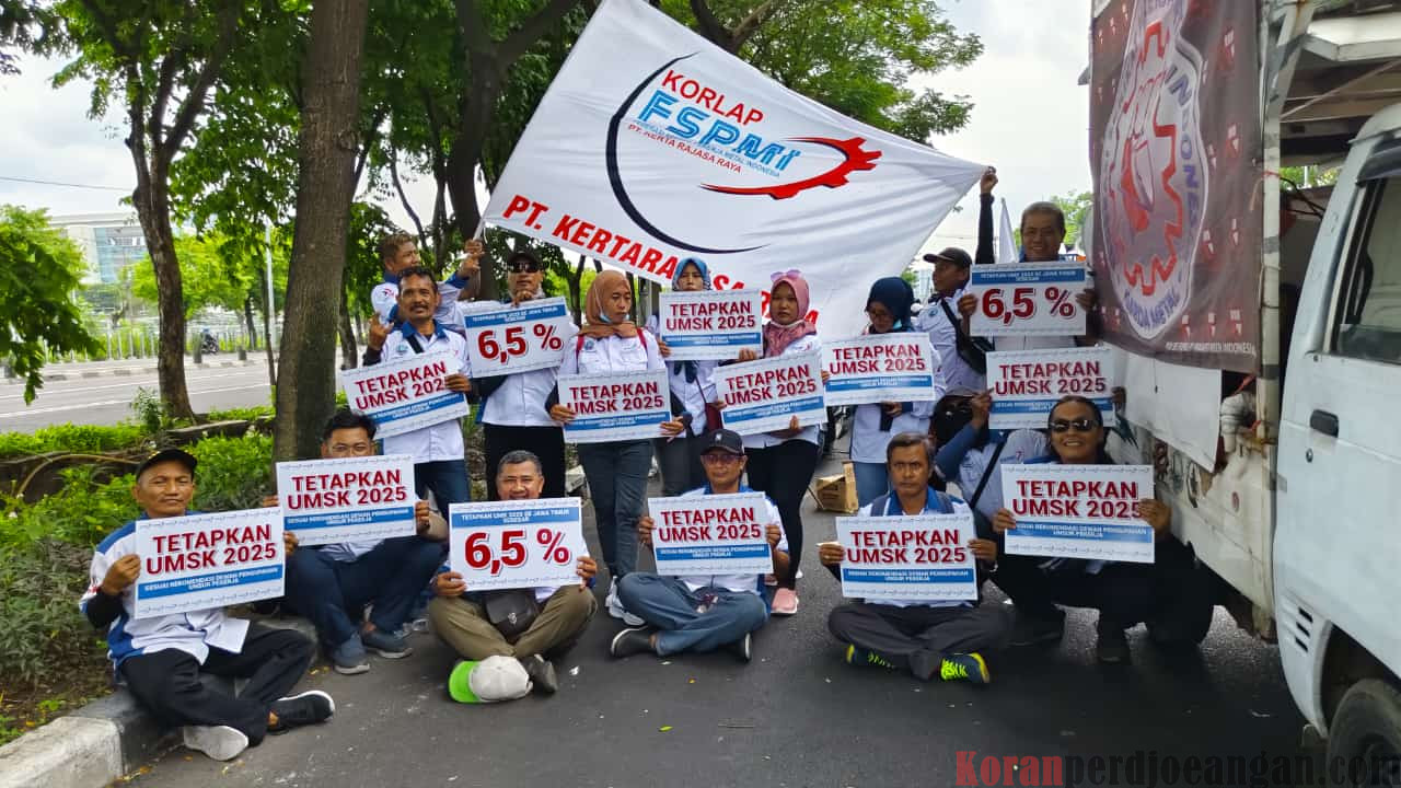 Tak Ingin Kehilangan UMSK di Tahun 2025, FSPMI Jatim Kerahkan Anggotanya Untuk Turun Kejalan