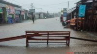 Ratusan Warga Labota Mengungsi Akibat Banjir Ratusan Warga Labota Mengungsi Akibat Banjir