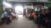 PJ Bupati Tak Kunjung Datang Memberikan Penjelasan UMSK, FSPMI Purwakarta Siap Bermalam di Kantor Bupati