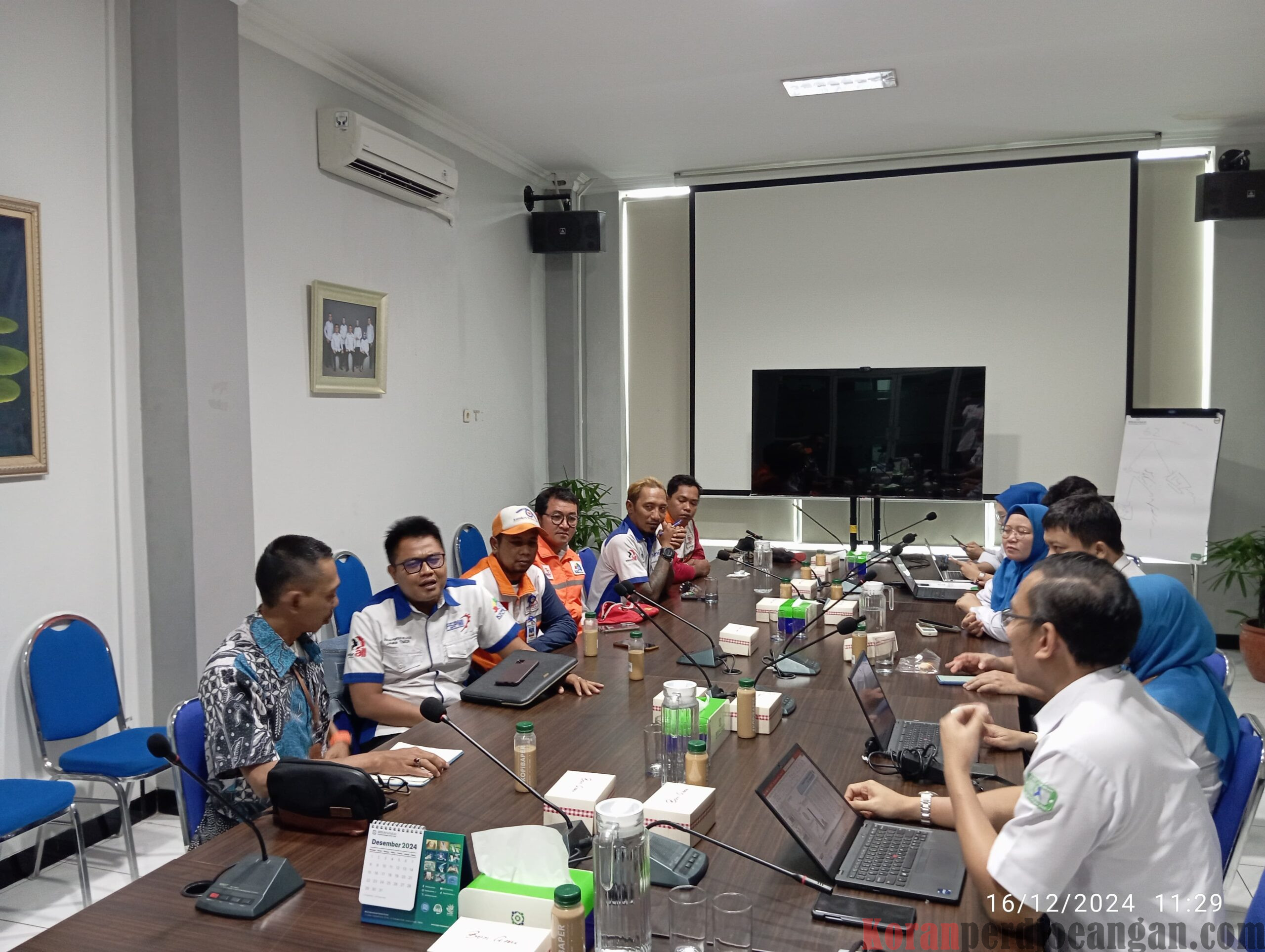 Dewan Pimpinan Nasional Jamkes Watch FSPMI Sambangi BPJS Kesehatan Kadeputihan Jawa Timur