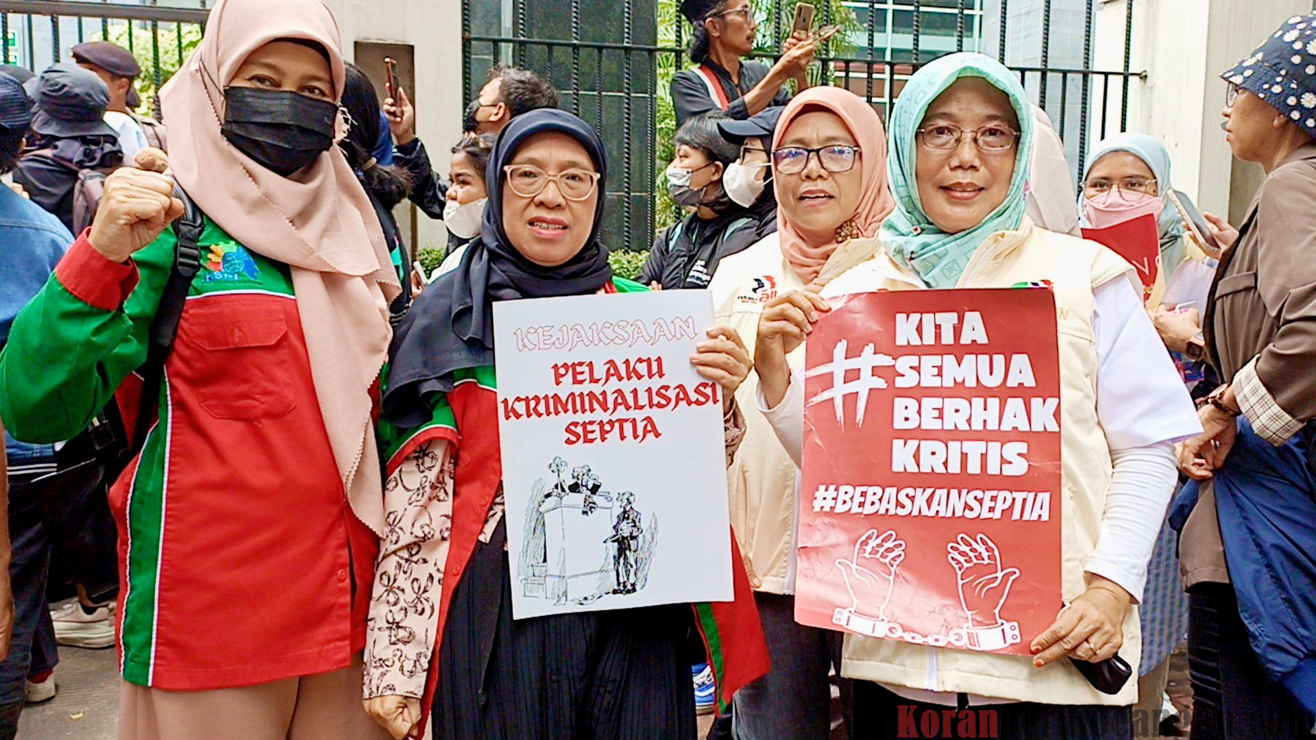 Hakim Bebaskan Septia Eks Karyawan Jhon LBF: Kemenangan untuk Buruh Indonesia