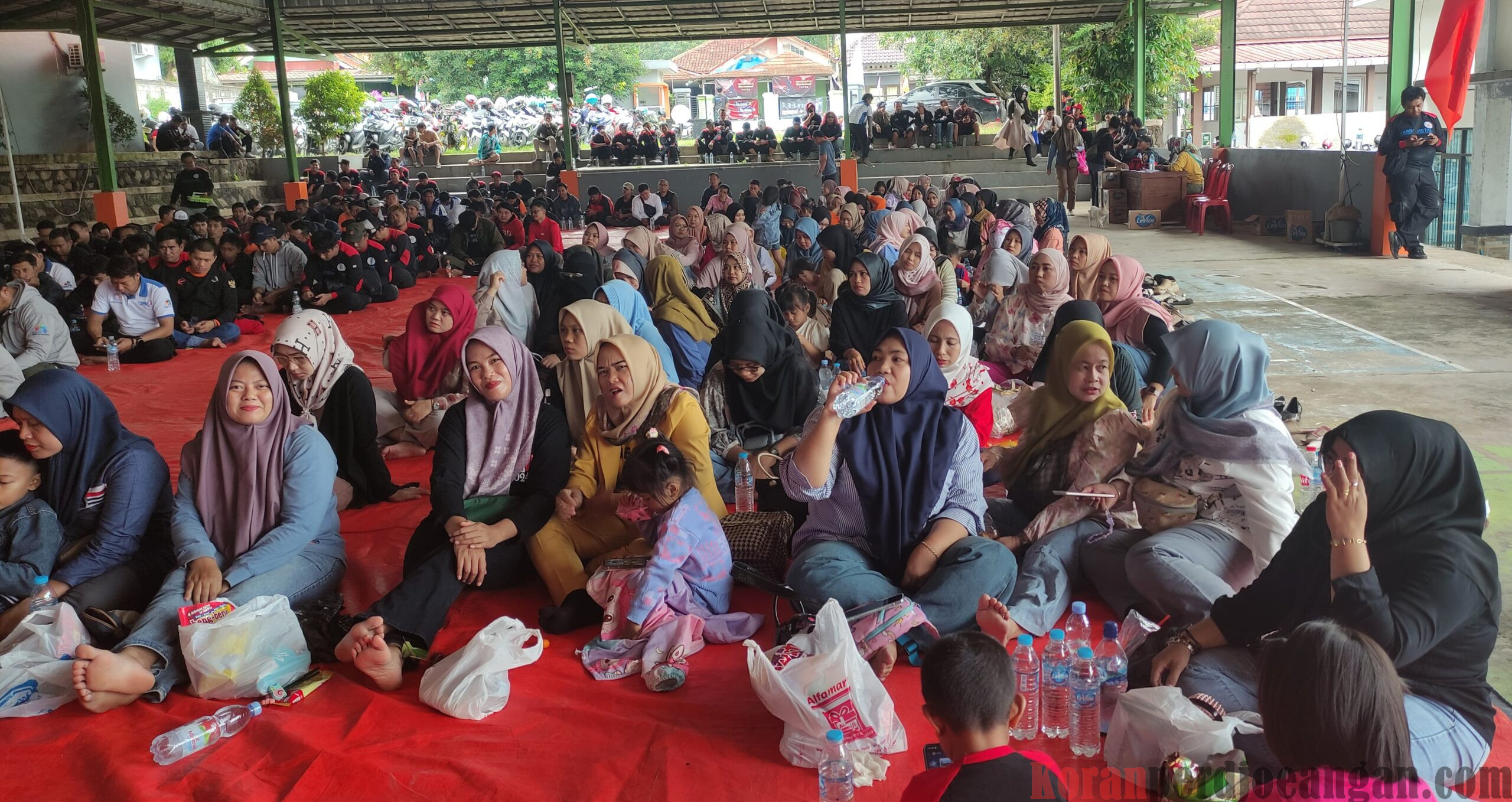 Srikandi Kampus Biru PUK SPAMK FSPMI Tetap Setia di Garis Perjuangan