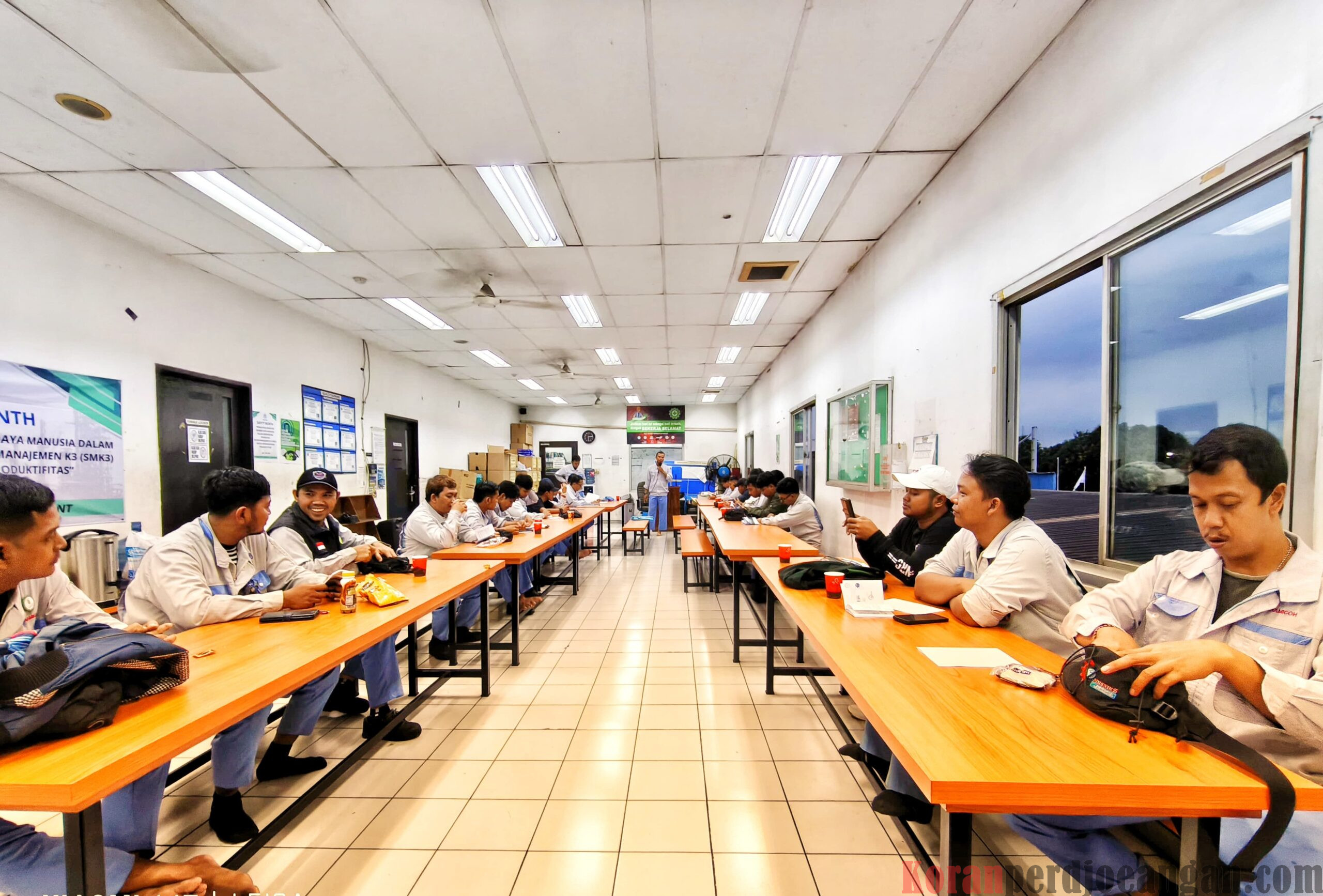 Bidang Advokasi PUK SPAMK FSPMI PT. Namicoh Gelar Agenda Ngopi Buruh