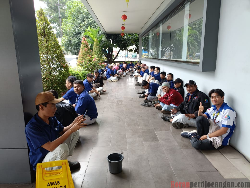 Anggota PUK SPAI FSPMI PT Multi Indomandiri Lakukan Pengawalan Pembahasan Upah Tahun 2025