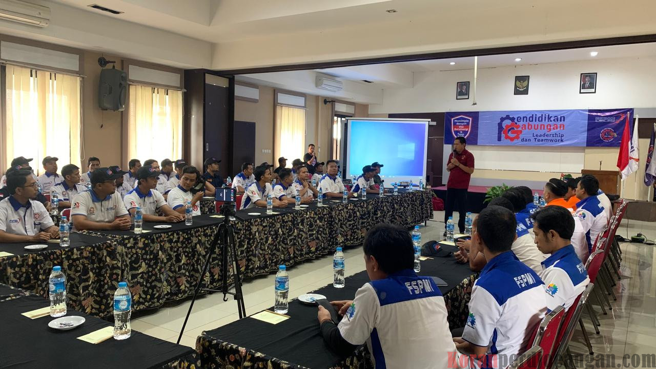 11 Serikat Pekerja FSPMI Selenggarakan Pendidikan Gabungan ‘Leadership dan Teamwork’