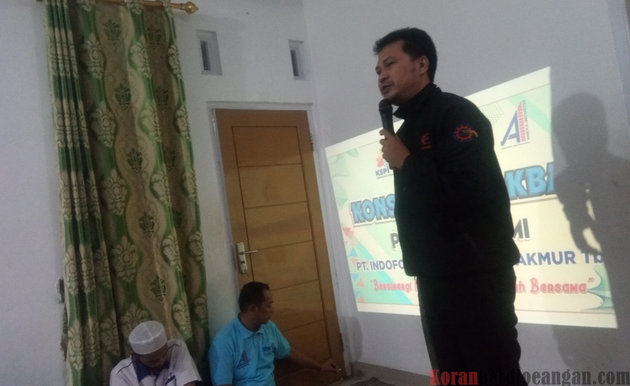 Ketua Pimpinan Cabang Serikat Pekerja Aneka Industri FSPMI Purwakarta Tekankan Penguatan Organisasi dalam Konsolidasi Akbar PUK PT Indofood