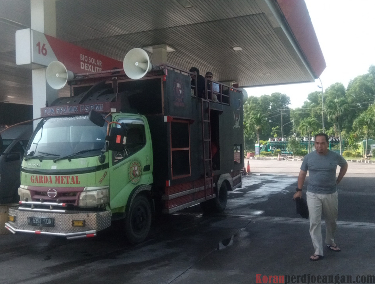 Si Jalu Geruduk Kejaksaan Agung RI, Menuntut Para Koruptor Untuk Diadili